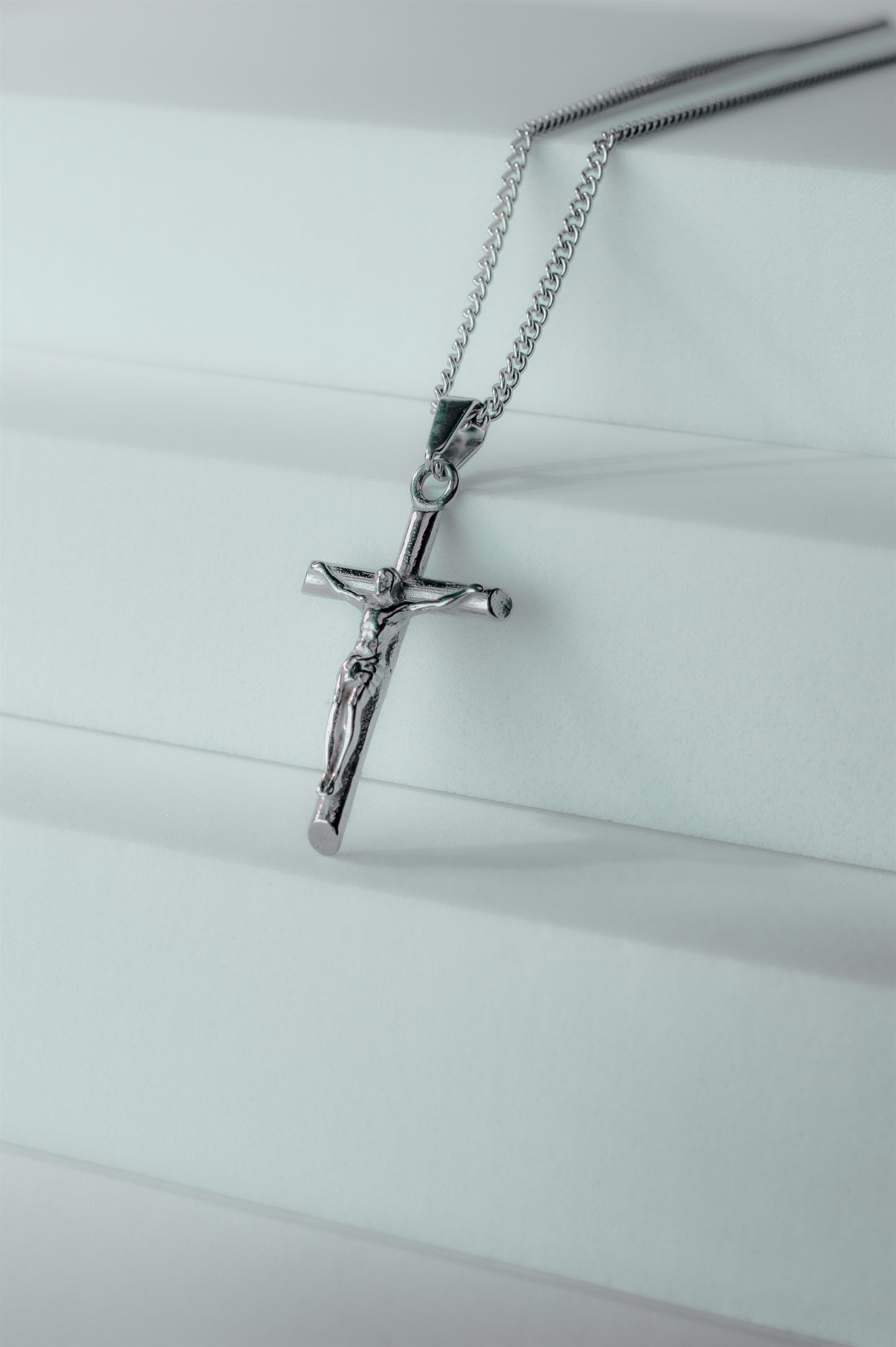 2MM Crucifix Pendant - Silver